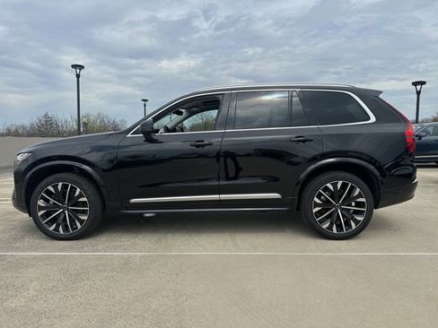 New 2026 Volvo XC90 B6 Ultra w/ Protection Package image 4