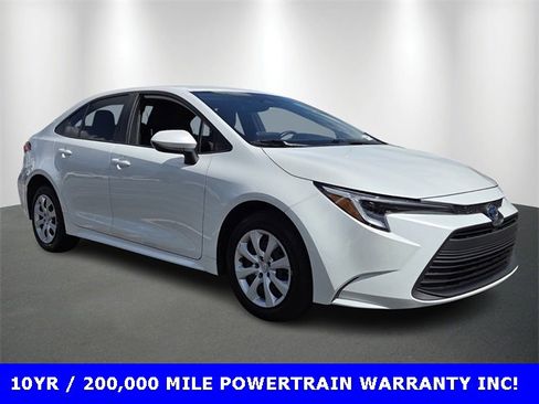 Used 2024 Toyota Corolla LE image 7
