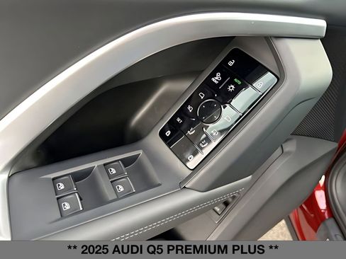New 2025 Audi Q5 Premium Plus image 22