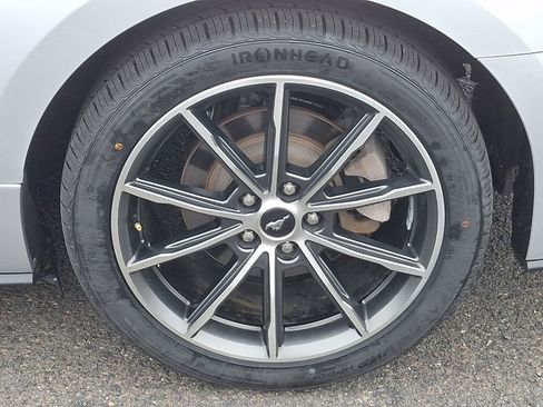 Used 2019 Ford Mustang Coupe w/ Equipment Group 101A RWD image 28
