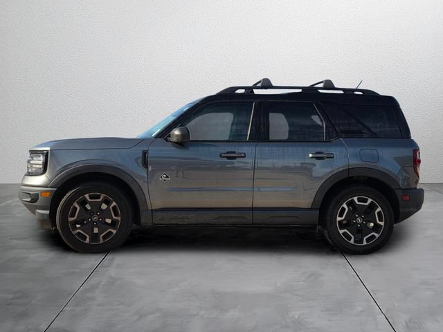 Used 2022 Ford Bronco Sport Outer Banks w/ Tech Package AWD/4WD image 2