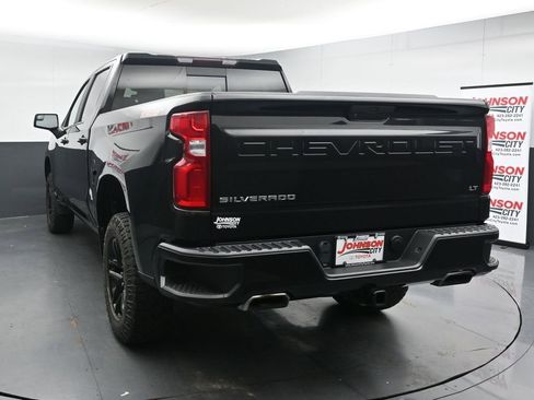 Used 2021 Chevrolet Silverado 1500 LT Trail Boss w/ Convenience Package II AWD/4WD image 6