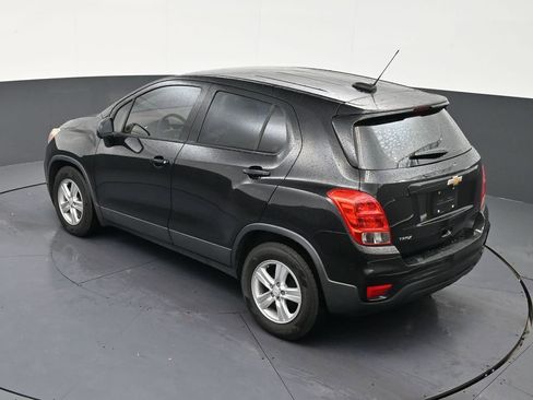 Used 2020 Chevrolet Trax LS FWD image 14