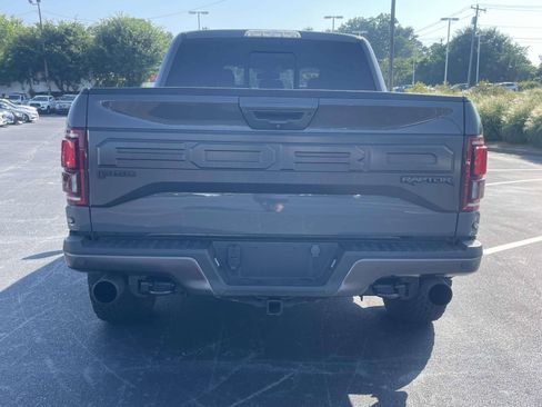 Used 2018 Ford F150 Raptor w/ Equipment Group 802A Luxury AWD/4WD image 7