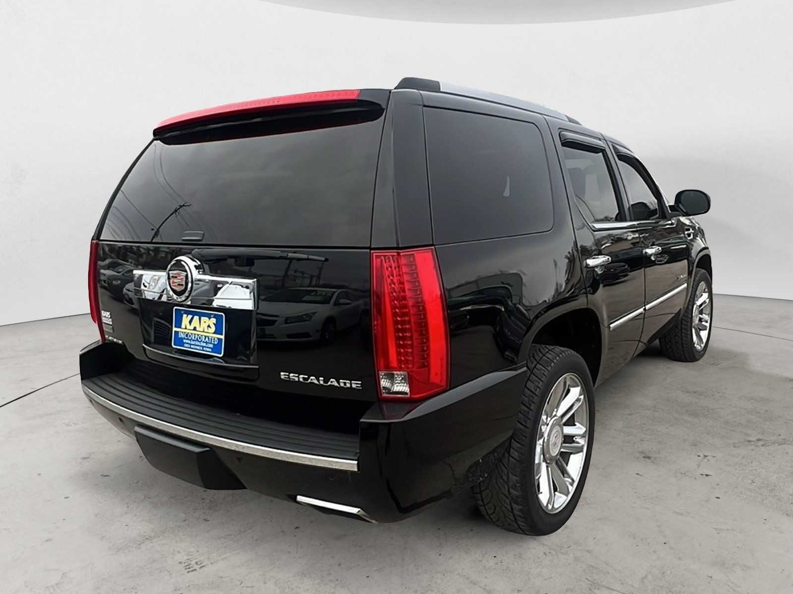 Used 2012 Cadillac Escalade Platinum AWD/4WD image 6
