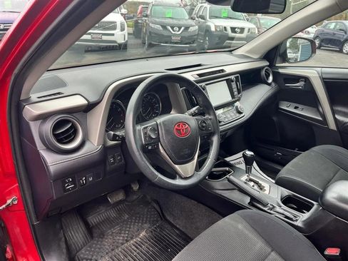 Used 2016 Toyota RAV4 XLE w/ Convenience Package image 18