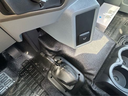 New 2027 Ford F650 2WD Regular Cab Super Duty image 20