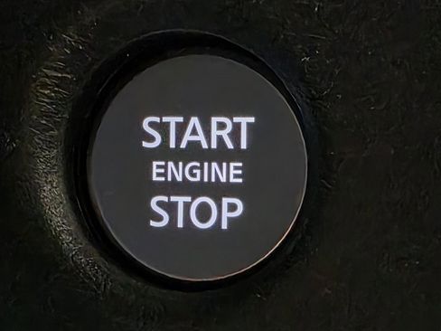 Used 2022 Nissan Frontier PRO-4X image 44