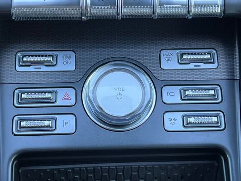 New 2026 Lincoln Nautilus Premier w/ Equipment Group 102A image 22