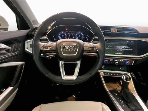 Used 2024 Audi Q3 2.0T Premium AWD/4WD image 6