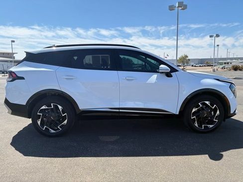 Used 2025 Kia Sportage SX AWD/4WD image 7