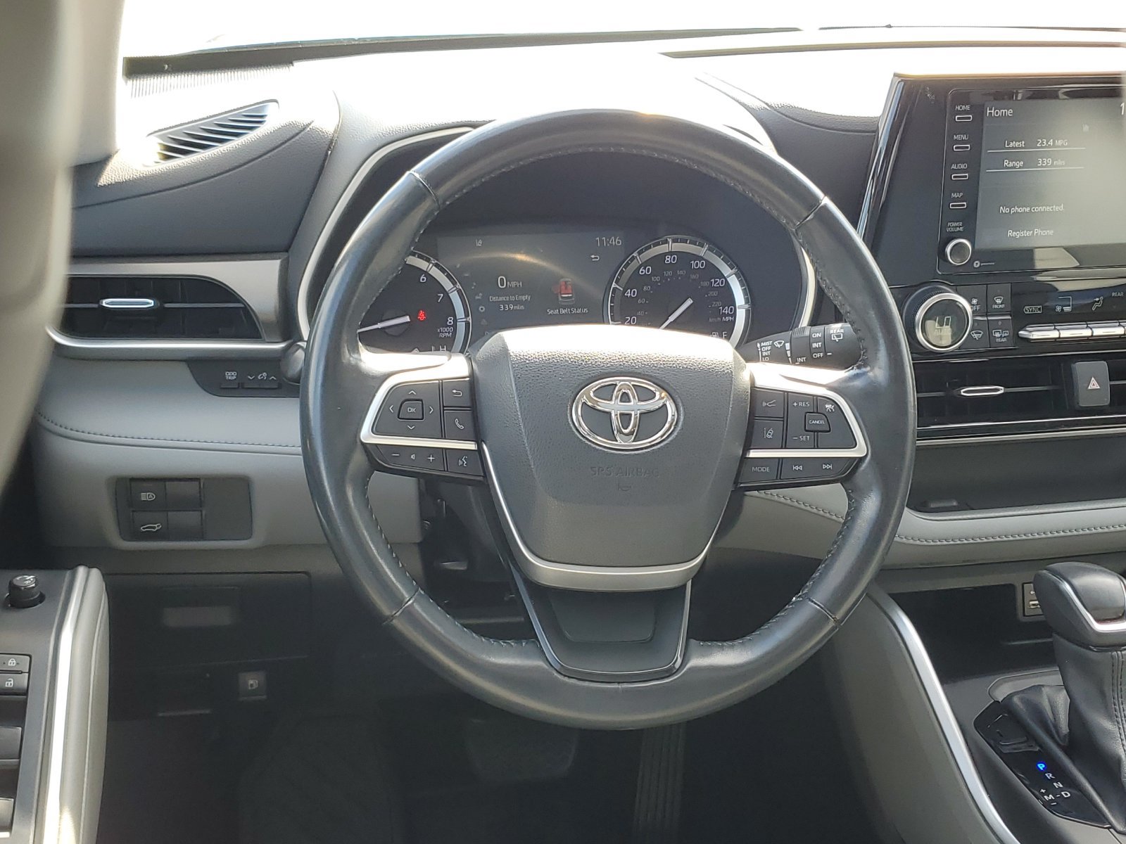 Used 2022 Toyota Highlander XLE AWD/4WD image 12