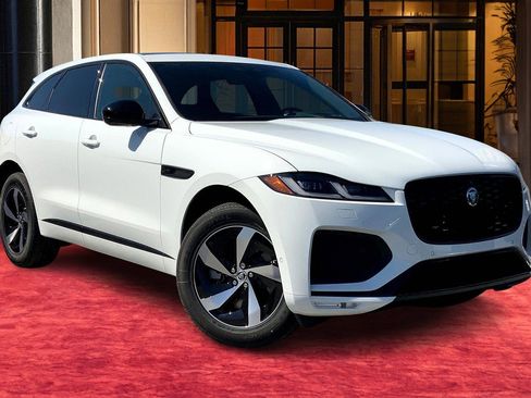 New 2026 Jaguar F-PACE R-Dynamic S image 13