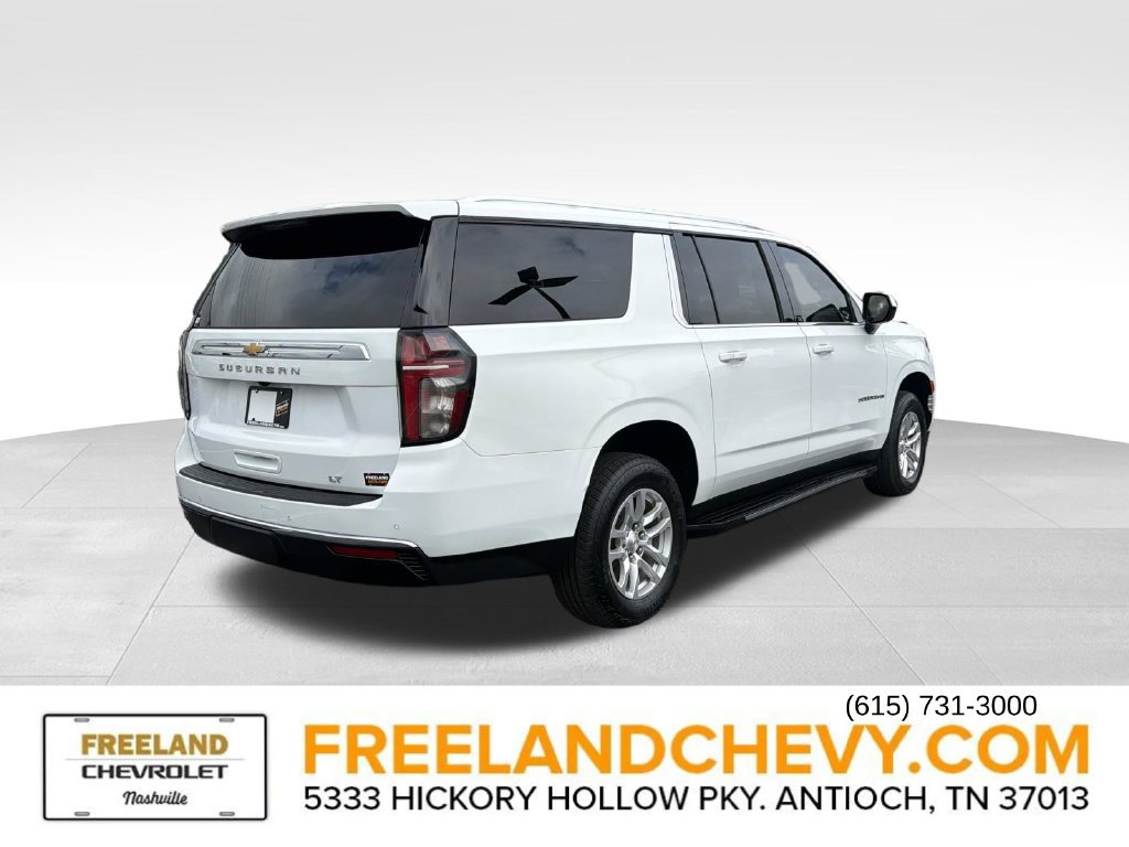Used 2024 Chevrolet Suburban LT AWD/4WD image 3