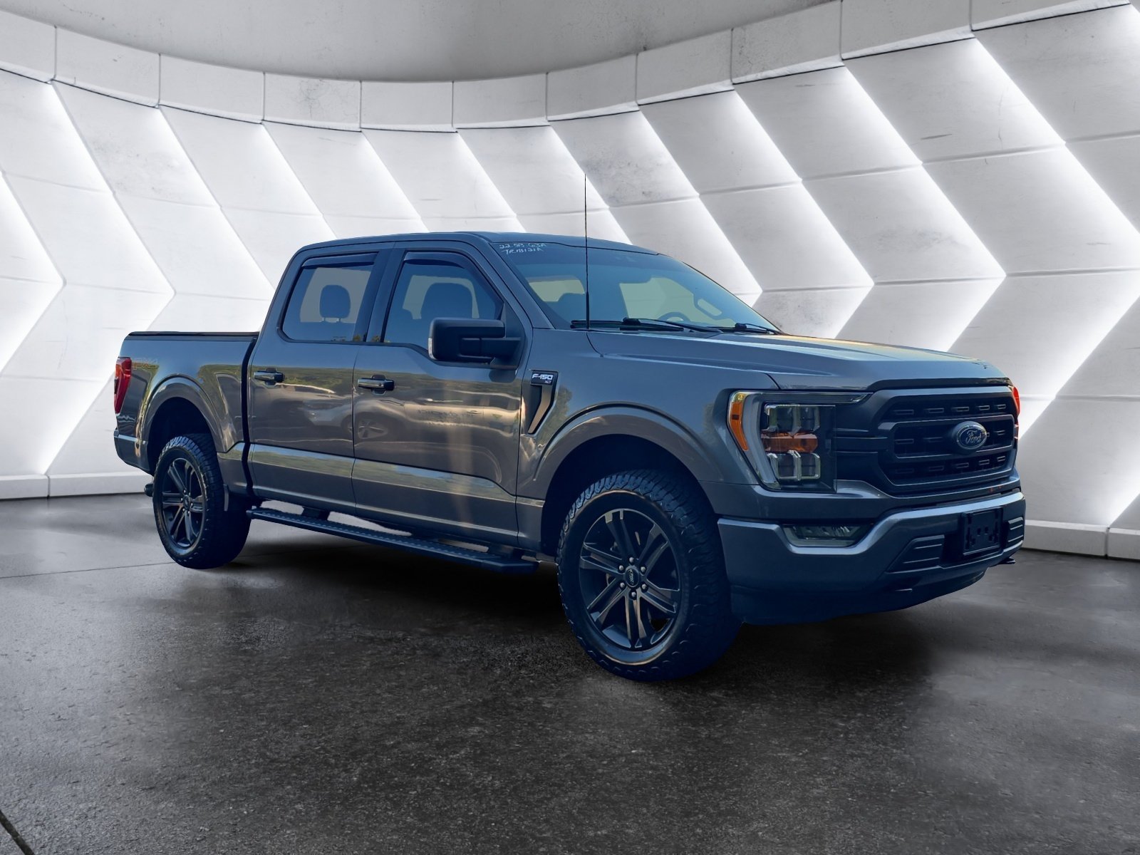 Used 2022 Ford F150 XLT w/ Equipment Group 302A High AWD/4WD image 7