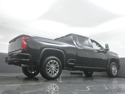 New 2026 Chevrolet Silverado 2500 LTZ w/ Z71 Chrome Sport Edition AWD/4WD image 40