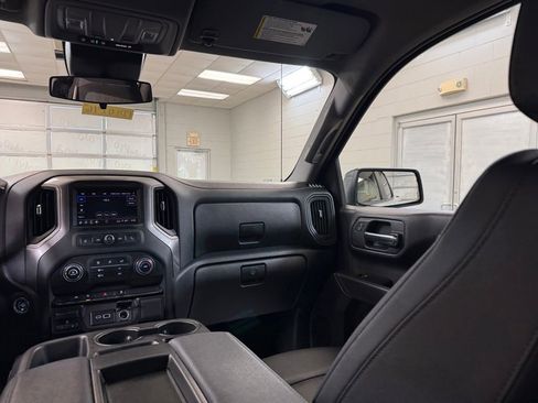 Used 2024 Chevrolet Silverado 1500 W/T w/ WT Value Package AWD/4WD image 23