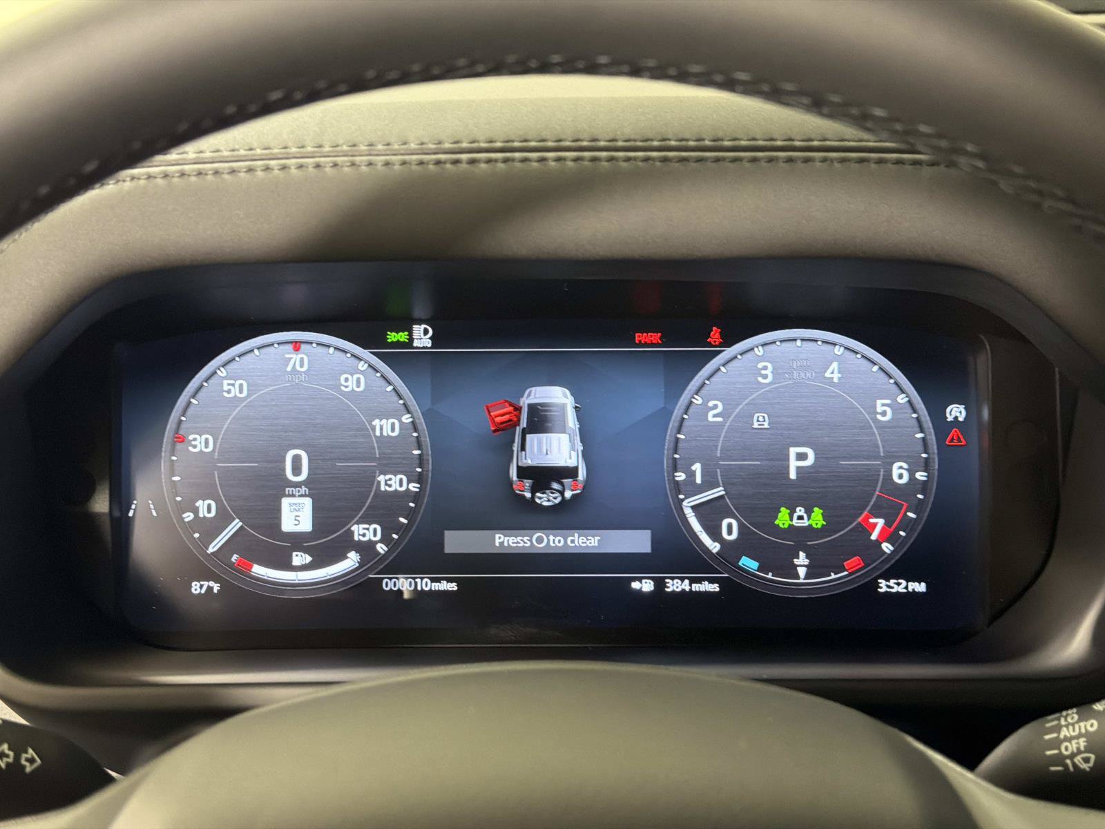 New 2026 Land Rover Defender 110 X-Dynamic SE AWD/4WD image 28