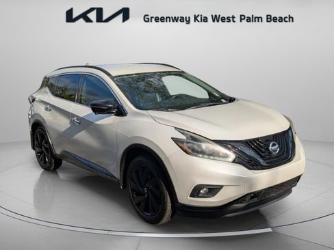 Used 2018 Nissan Murano SL w/ Midnight Edition Package image 2