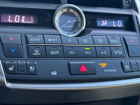 Used 2015 Lexus NX 300h AWD image 26