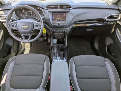 Used 2023 Chevrolet TrailBlazer LS image 14