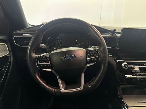 Used 2022 Ford Explorer ST-Line w/ Class IV Trailer Tow Package AWD/4WD image 4