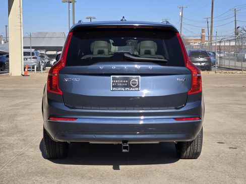 Used 2025 Volvo XC90 B6 Ultra w/ Protection Package Premier image 8