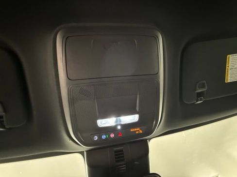Used 2026 Chevrolet Traverse LT AWD/4WD image 26