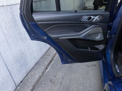 Used 2021 BMW X5 M50i w/ Executive Package image 16