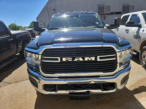 Used 2020 RAM 3500 Tradesman w/ Towing Technology Group AWD/4WD image 2