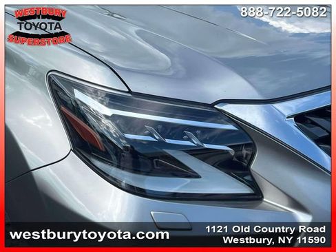 Used 2023 Lexus GX 460 Premium w/ Premium Package AWD/4WD image 11