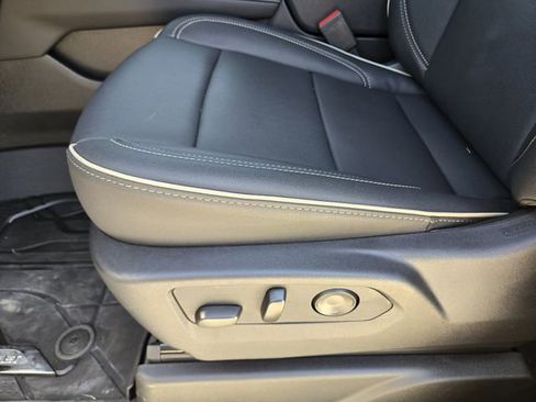 New 2026 Chevrolet Tahoe Premier image 19