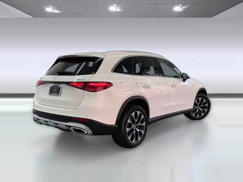 Certified 2025 Mercedes-Benz GLC 350e 4MATIC image 8