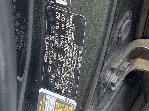 Used 2025 Kia K4 FWD image 9