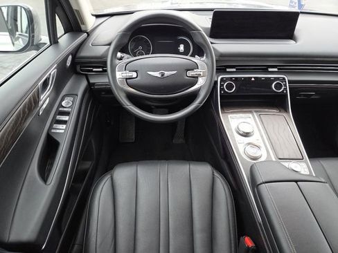 Used 2024 Genesis GV80 2.5T image 32