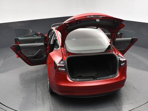 Used 2019 Tesla Model 3 Long Range image 23