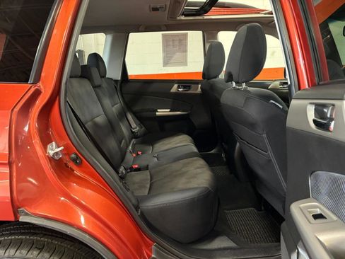 Used 2010 Subaru Forester 2.5X Premium image 15
