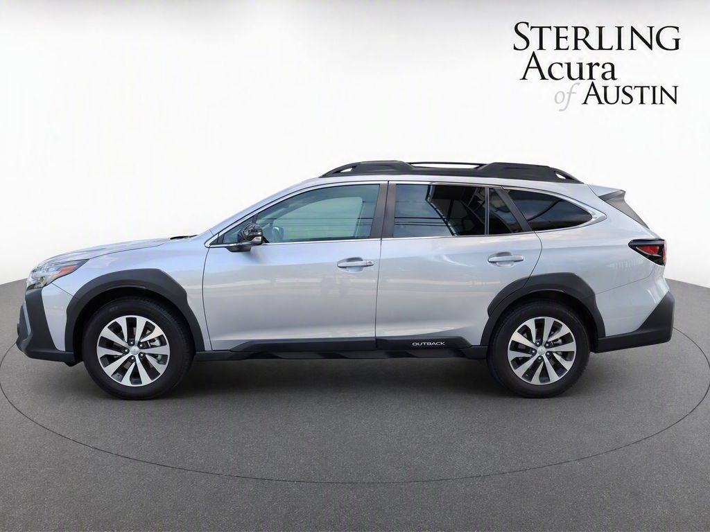 Used 2023 Subaru Outback Premium AWD/4WD image 6