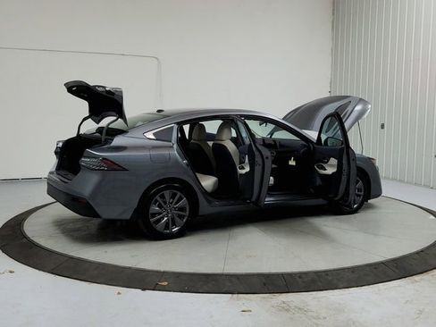 New 2026 Nissan Sentra SL w/ Floor Mat Package FWD image 15