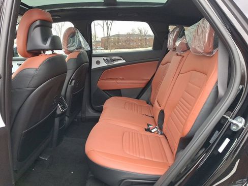 New 2026 Kia Sportage SX image 6