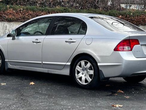 Used 2007 Honda Civic LX image 3
