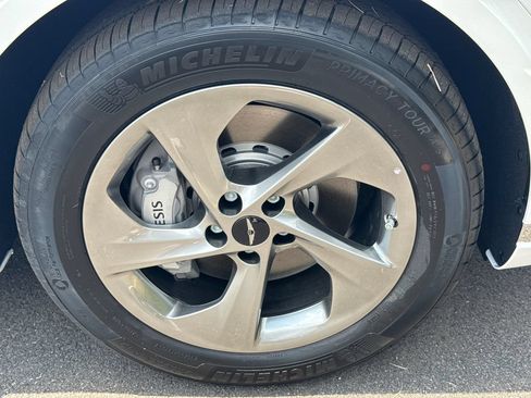 New 2026 Genesis GV70 2.5T Advanced AWD/4WD image 12