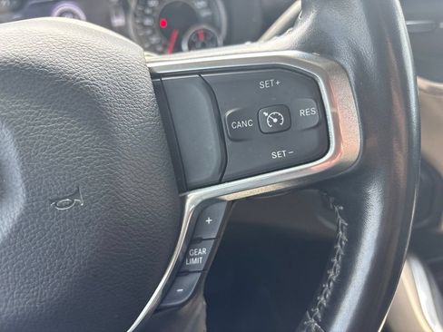 Used 2023 RAM 2500 Laramie AWD/4WD image 33