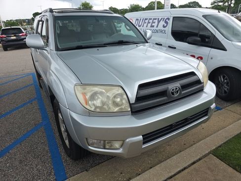 Used 2005 Toyota 4Runner Limited RWD image 8