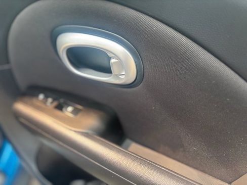 Used 2016 Kia Soul + w/ Designer's Package FWD image 9