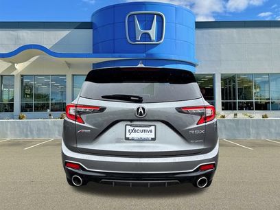Used 2025 Acura RDX w/ Advance Package