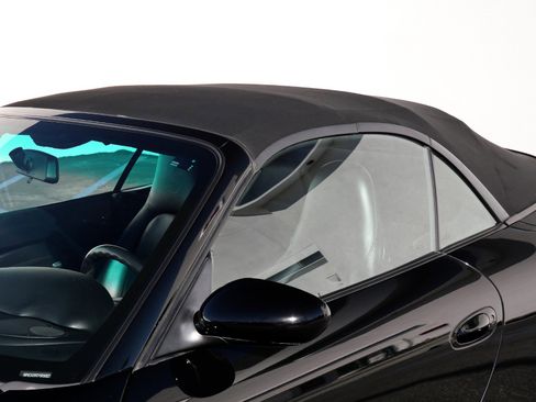 Used 2000 Porsche 911 Cabriolet image 68