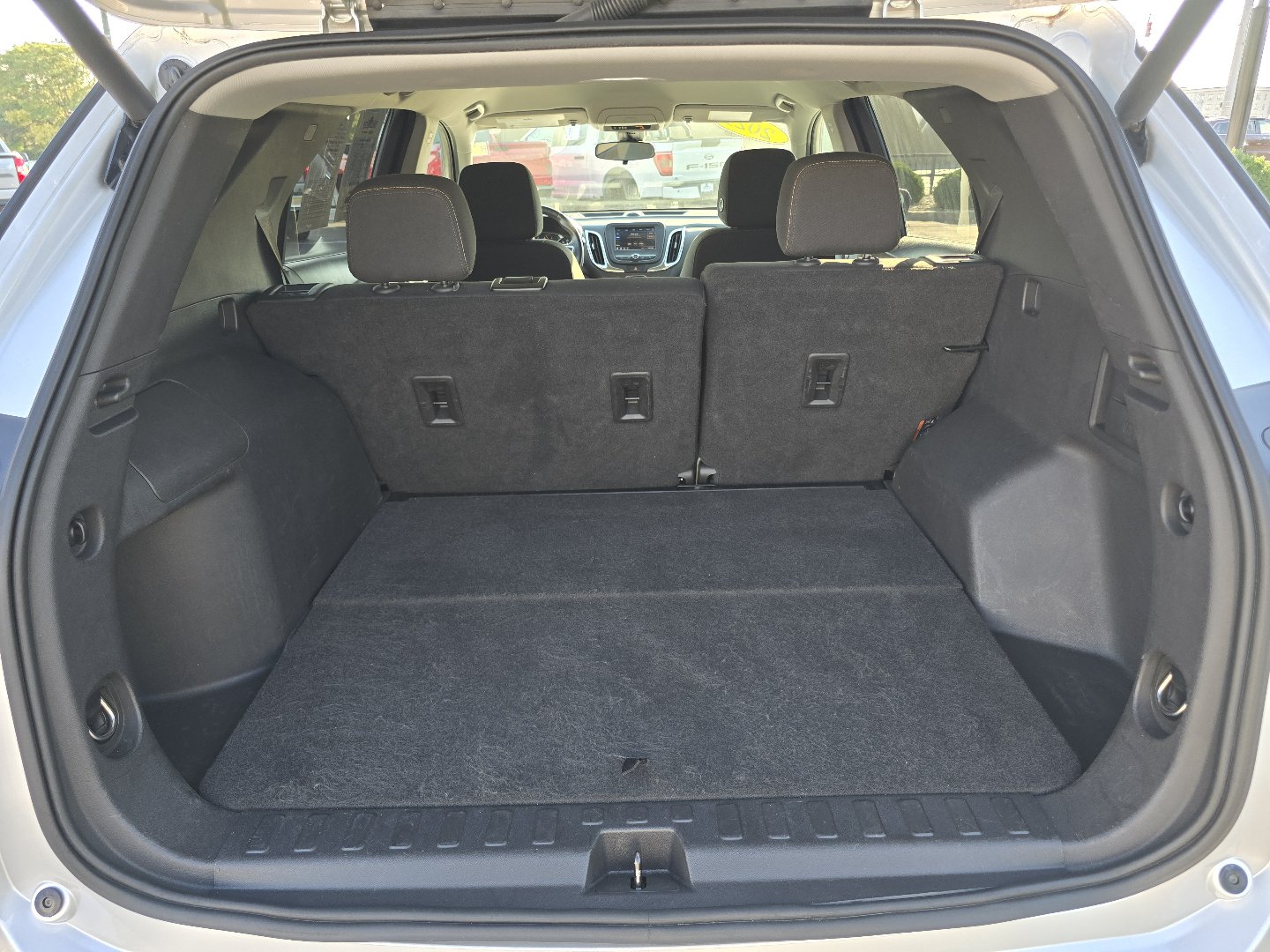 Used 2021 Chevrolet Equinox LT FWD image 24