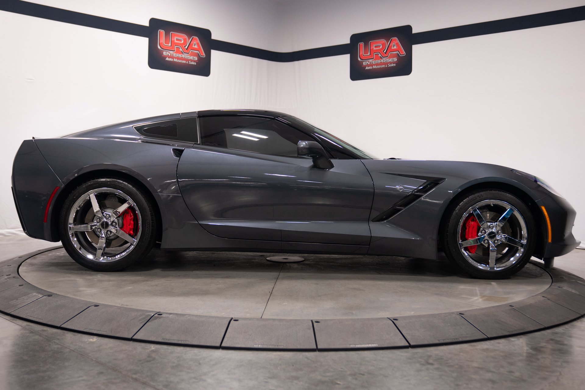 Used 2014 Chevrolet Corvette Stingray Coupe w/ 3LT Preferred Equipment Group RWD image 6
