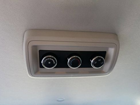 Used 2013 Dodge Grand Caravan SE FWD image 20